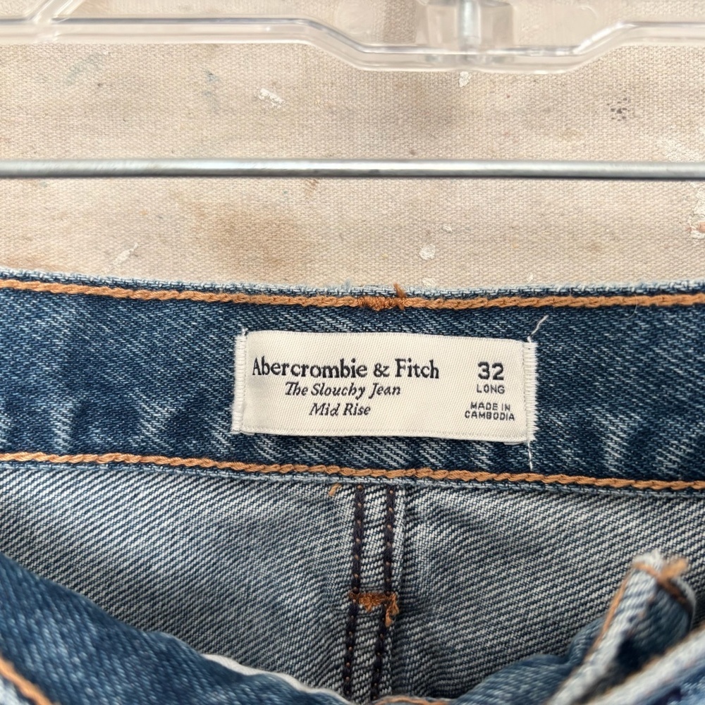 Abercrombie Mid Rise Slouchy Jean Double Knee - Picture 4 of 5